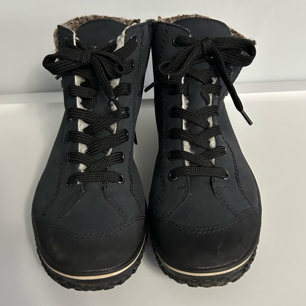Rieker Navy Blue Lace-Up Ankle Boots with Brown Knit Collar